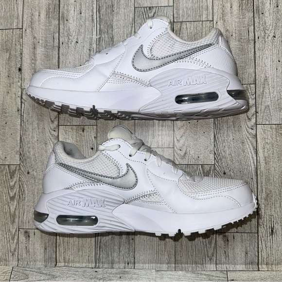 Nike Air Max Excee Women’s shoes size 7.5✨ - Picture 3 of 12